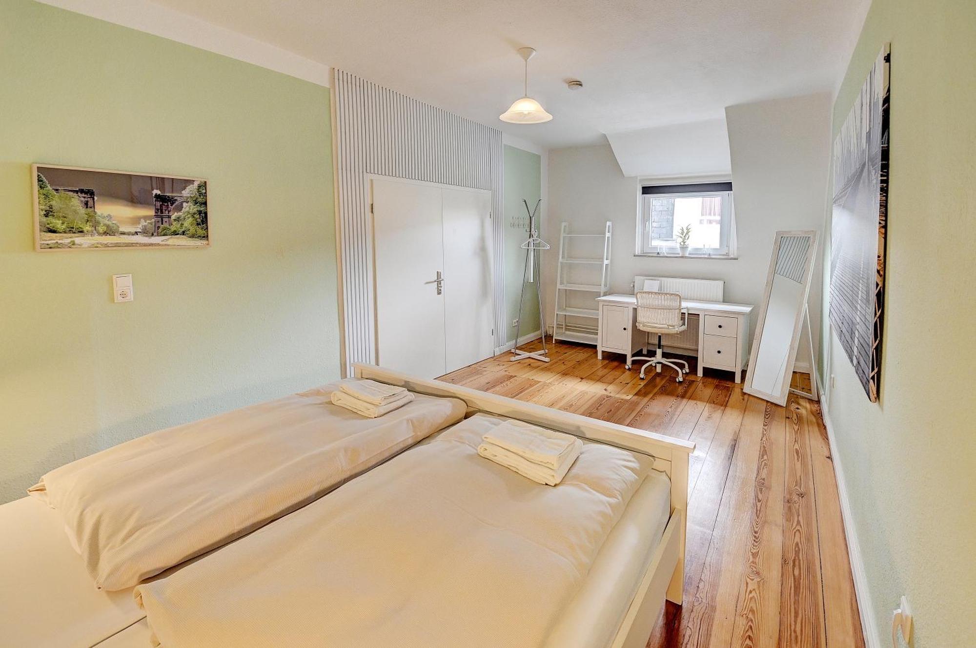Mittendrin - Apartment Mit 2 Balkonen Sehr Zentral Flensburg Buitenkant foto